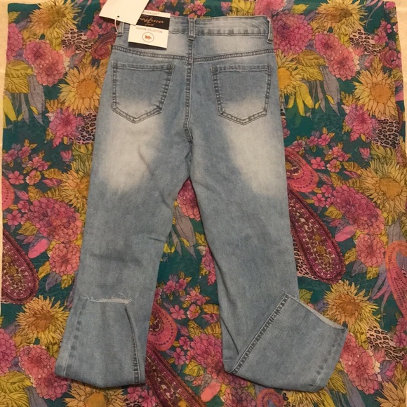 NWT jeans - Picture 4 of 6